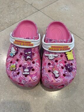 CROCS Kids Pink Hello Kitty & Friends Clog Sandals